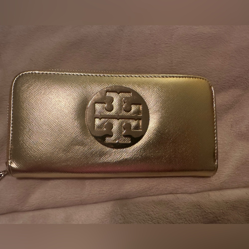 Gold Wallet